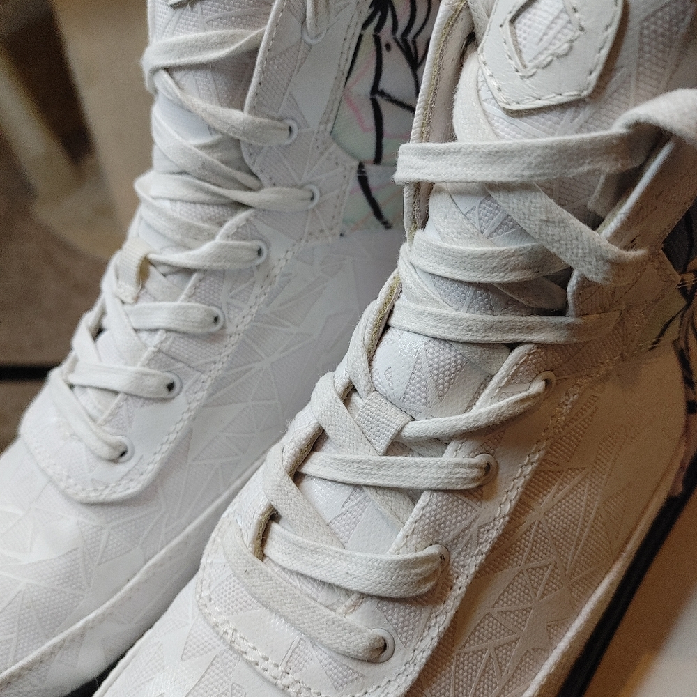 RARE! GLOW IN THE DARK, SIX HUNDRED FOUR PATRICK BRAVO  HI-TOP MEN 5, WOMEN 6.5 - Picture 9 of 16